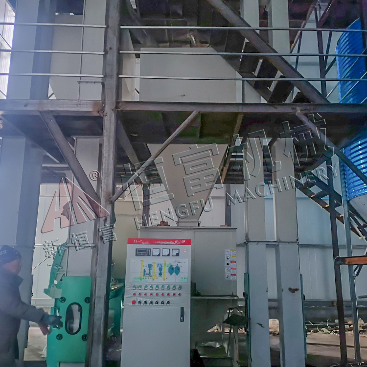 黑龍江鶴（hè）崗時（shí）產6-8噸粉狀（zhuàng）飼料機組