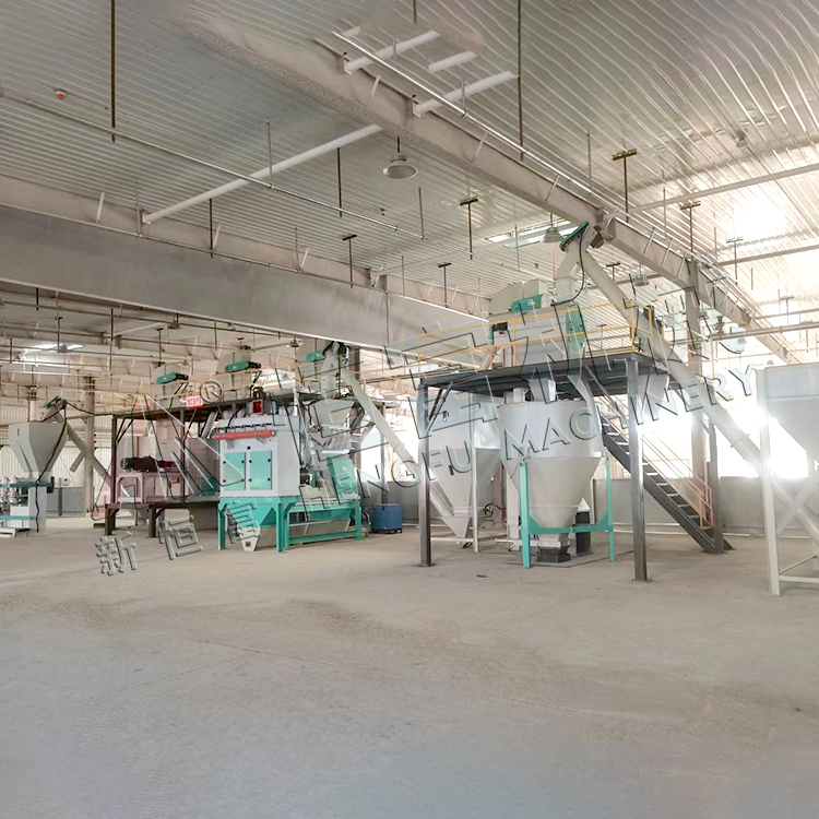 內蒙（méng）博（bó）爾塔自（zì）治州（zhōu）時產8噸粉狀飼料機組