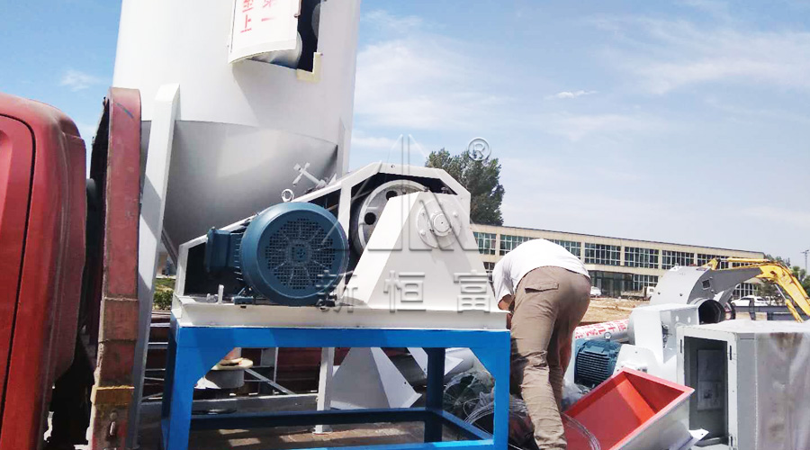 250顆粒機（jī）+立（lì）式攪拌罐